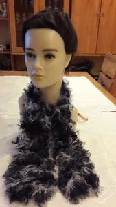 Volantschal, Rüschenschal, Fransenschal, Strickschal, Handarbeit - Bild 1 von 2