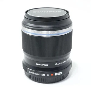 Near Mint Olympus M.ZUIKO DIGITAL ED 30mm F/3.5 Macro Prime Lens #O0007 - Picture 1 of 3