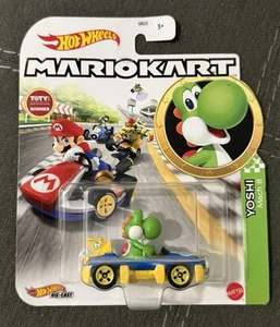 Coche diecast Mattel Hot Wheels Mario Kart 1:64 YOSHI Mach 8 Kart - Nuevo en caja - Imagen 1 de 2