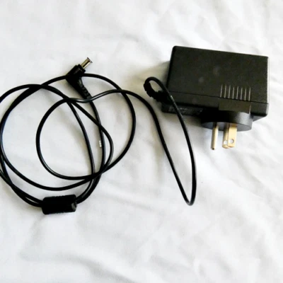 Adaptador de corriente LG Monitor 19V 40W LCAP26B-A Foto 1 de 4