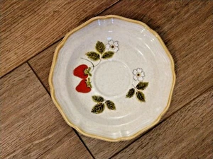 Platillo de gres Mikasa Strawberry Festival 6 1/2" EB-801 hecho en Japón - Imagen 1 de 3