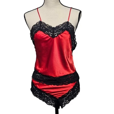 De Colección Cami Pantalones Cortos 2 Piezas Conjunto para Dormir Rojo Negro Encaje Pequeña Lencería Encaje Capricho  Foto 1 de 4