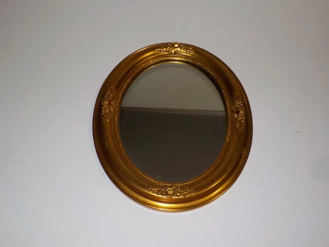Antique Victorian Oval Wood Framed Gold Tone Decorated Mirror BERRIES LEAVES Cover