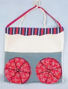 Potholder Circus Wagon with Pocket Muslin Hand Stitched Retro Vintage - Picture 1 of 3