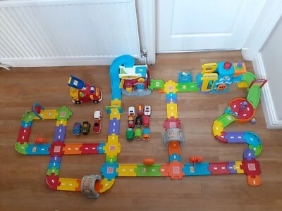 Vtech Toot Toot  Super City. Complete Inc extras - traffic lights & airport sets - Image 1 of 4