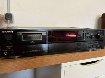 Sony DTC-60 ES High-End DAT Recorder DTC 60 ES Player Tape Deck Kassette - Bild 1 von 3