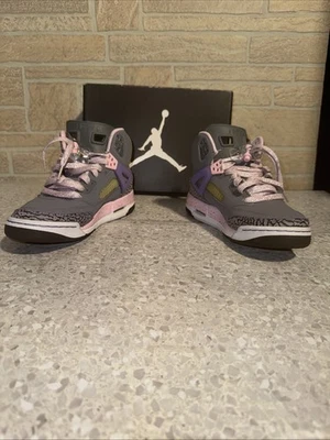 Nike Air Jordan Spizike Wolf Gris Rosa Tenis Niñas Talla 6Y Excelente Usado Foto 1 de 4