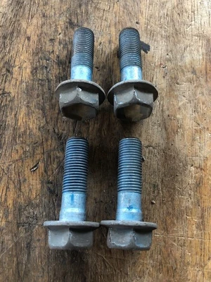 2013 Nissan Murano Front Caliper Bolts - Image 1 of 3