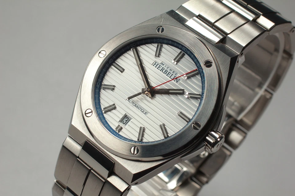 Reloj MICHEL HERBELIN CAP CAMARAT 1645/B42 Fecha AT Hecho en Francia [Caja Dañada] Foto 1 de 4