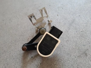 Sensor Mercedes Benz 213 Höhenstand Niveauregulierung Height Level A0009053704 - Bild 1 von 5