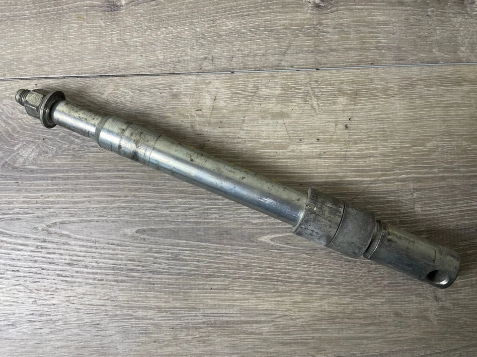 2008-2016 Harley Davidson Touring Electra Street Glide Front Wheel Axle Bolt OEM Foto 1 de 3