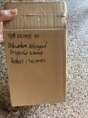 Conjunto dispensador de detergente para lavavajillas Electrolux Foto 1 de 4