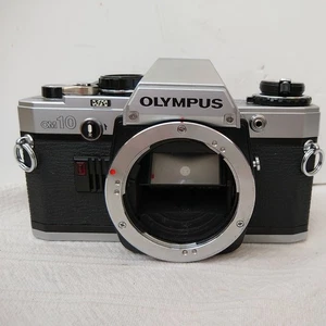 Vintage Olympus OM-10 35mm SLR camera for spares or restoration - Picture 1 of 10