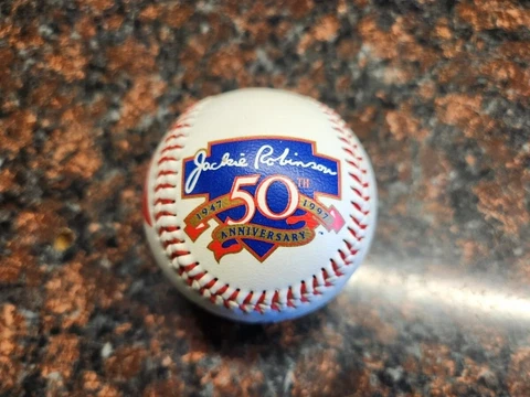 1997 Jackie Robinson 50th Anniversary Baseball Nabisco & Target Stadium Giveaway Cover