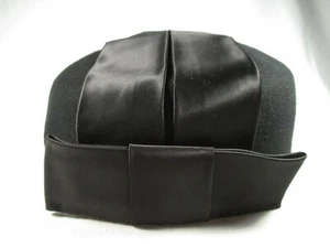 Vintage Michelle GEO W BOLLMAN & CO INC Felt Small Size Pillbox Cap Hat Great  - Picture 1 of 9