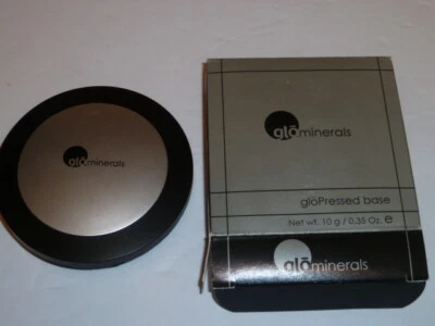 Glominerals Glo Pressed Base Power Foundation - 0.35 oz  -  Chestnut Light - Image 1 of 4