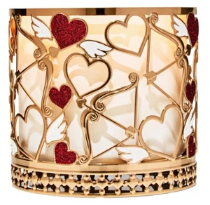 2025 Bath and Body Works VALENTINES CUPID LOVE 3-Wick Candle HOLDER Hard to Find - Picture 1 of 5