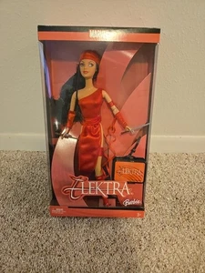 Barbie Doll Mattel Elektra Marvel Comics 2005 - Picture 1 of 1