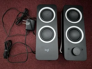 Logitech Z200 10W Multimedia Speakers w/ Power Adapter - TESTED - Afbeelding 1 van 2