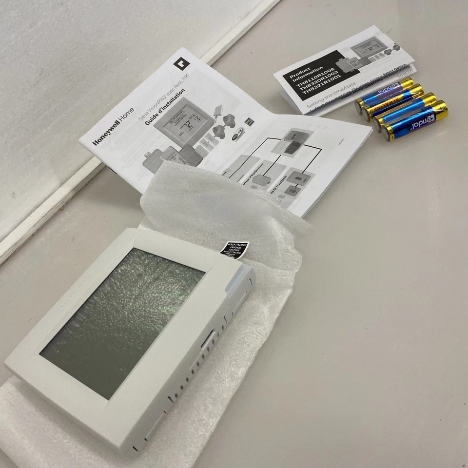 Honeywell VisionPRO 8000 with RedLINK Programmable Thermostat (TH8321R1001) - Image 1 of 4