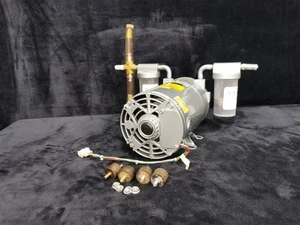 Beckman J2-HS Centrifuge Vacuum Compressor Pump Model 0322-V125-G558DX - Picture 1 of 15