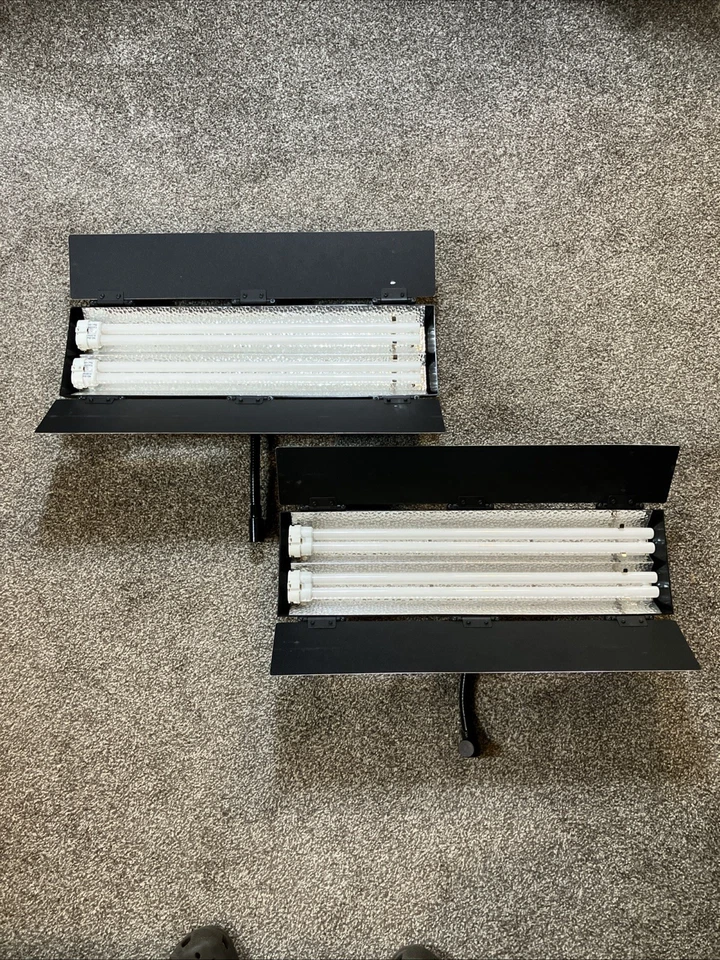 Flolight FL-110HM Fluorescent Photo, Video, Studio, Film (2 Lights) Untested - Image 1 of 4