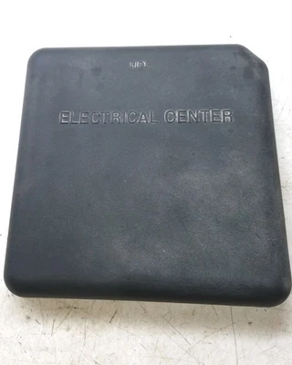 2000-2006 Chevy Silverado GMC Sierra FUSE BOX COVER 15703947 GENUINE - Image 1 of 3