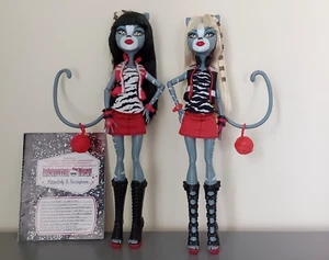 Monster High Original Wave 1 2011 Meowlody and Purrsephone Werecat Twins - Picture 1 of 10