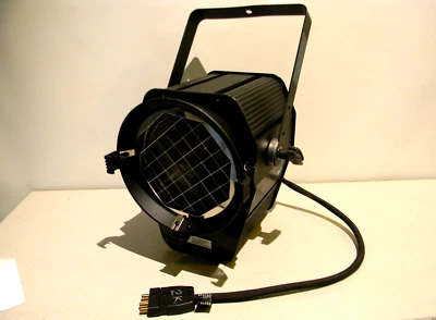 Strand Lighting 8" 1K - 2K Fresnel Studio Light Fresnelite 12181 120V AC - Image 1 of 4