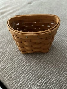 Longaberger Hostess Wall Hanging Oregano Basket 1999 & Protector EUC - Picture 1 of 6