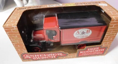 ERTL Collectible Anheuser Busch 1925 Kenworth Locking Coin Bank - Image 1 of 4