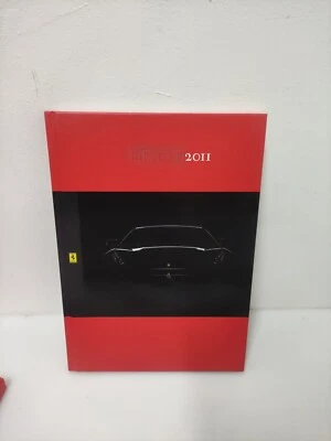 Ferrari Brochure "LaFerrari 2011" libro con CD  - Immagine 1 di 4
