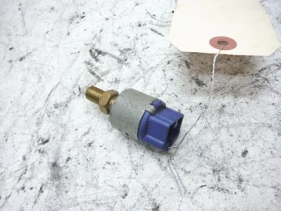 Interruptor de luz de freno Lexus Es300 2002 A/T OEM 2003  Foto 1 de 4