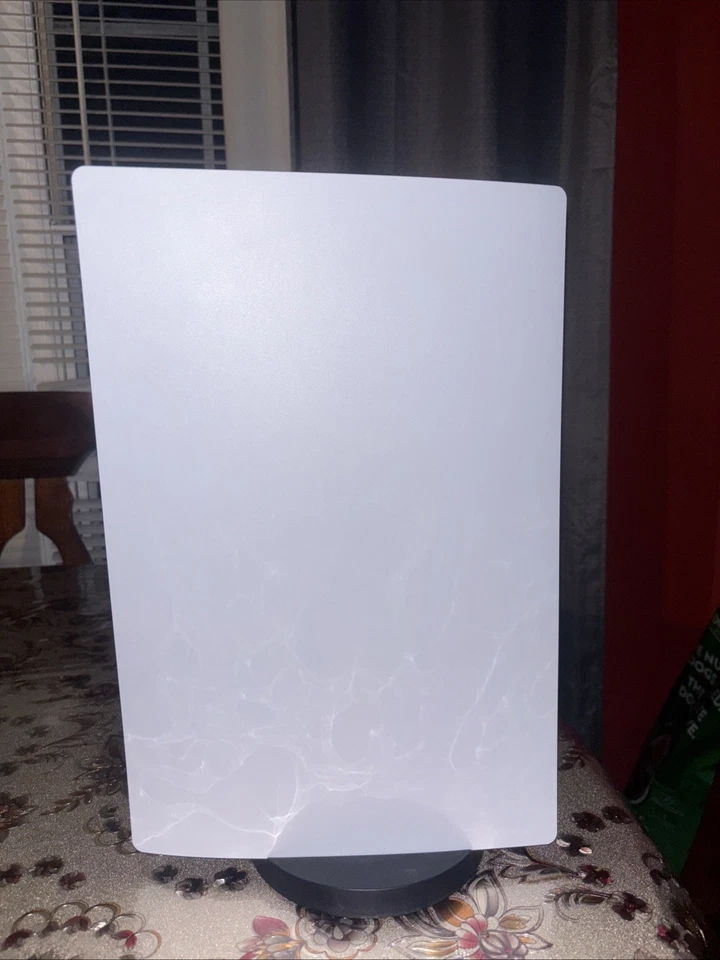 Brand New Used Only 4 Months Comes With The Cables But There Is No Controller - Image 1 of 4