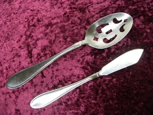 EVANSTON Pierced Serving Spoon Master Butter Knife Cambridge Stainless NICE - Picture 1 of 3