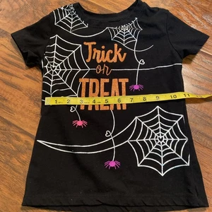 Halloween Girl’s Size 6 Short Sleeve Black T-Shirt - Picture 1 of 6