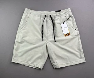 Kenneth Cole The Tech Dobby Pull-On Shorts DWR Stretch Stone - $ 69 - Bild 1 von 4