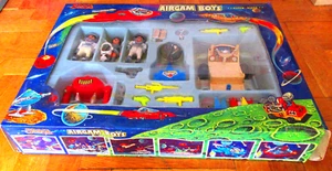 JUEGO DE COLECCIÓN RARO PIROPLASTO GRIEGO AIRGAM NIÑOS ESPAÑA - PLANETA ESPACIAL - SIN USAR Y EN CAJA - Imagen 1 de 5
