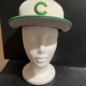 Chicago Cubs New Era 59Fifty Green White Gold Trim Fitted Hat Cap Size 7 MLB - Picture 1 of 7