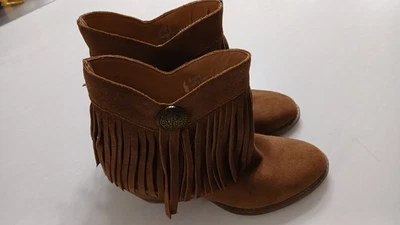 Sbicca Vintage Collection Fringe Cowboy Bootie Brown Suede Medallion Size 6 - Image 1 of 4