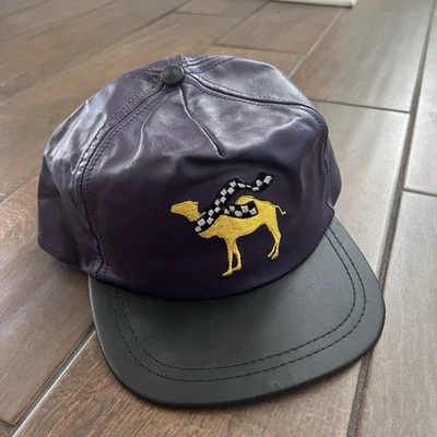 Gorra vintage de cuero púrpura camel Joe Racing Snapback Foto 1 de 4
