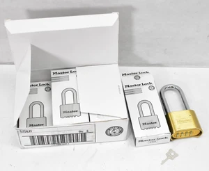 Menge 6 Master Lock 175LH Zahlen-Vorhängeschlösser Messingoptik mit 2-1/4" Schäkeln - Bild 1 von 9