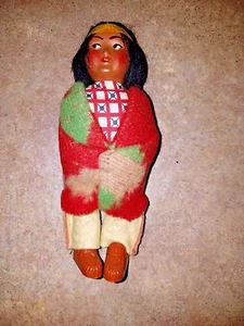 "MUÑECA INDIA SKOOKUM 6-1/4" T - Imagen 1 de 4