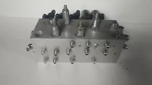JLG Ventilgehäuse-Baugruppe HF53291-09-1 1001138771 1346 - Bild 1 von 12
