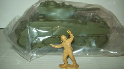 New, MIB, reissue Victory Buy/BMC WW2 Iwo Jima playset Sherman tank, 1/32 size - Image 1 of 2
