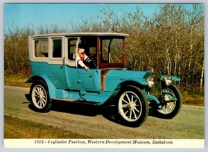 Peerless Limousine, Western Development Museum, Saskatoon Saskatchewan Postcard - Picture 1 of 2
