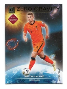 Matthijs De Ligt Press Proof Zero Gravity 2021-22 Panini Donruss Road to Qatar - Picture 1 of 2