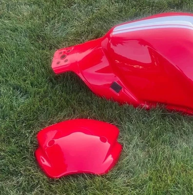 Suzuki SV650 2017-25 visera medidor rojo P/N #99000-990U0-006 Foto 1 de 2