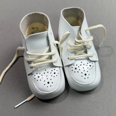 Zapatos de bebé vintage Buster marrón cuero blanco con cordones talla 1 bebé 4" Foto 1 de 4