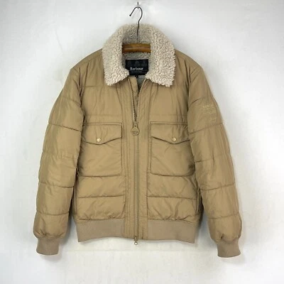 Chaqueta Barbour Steve McQueen Java Para Hombre Pequeña Beige Acolchada Bombardero Sherpa Aviador Foto 1 de 4